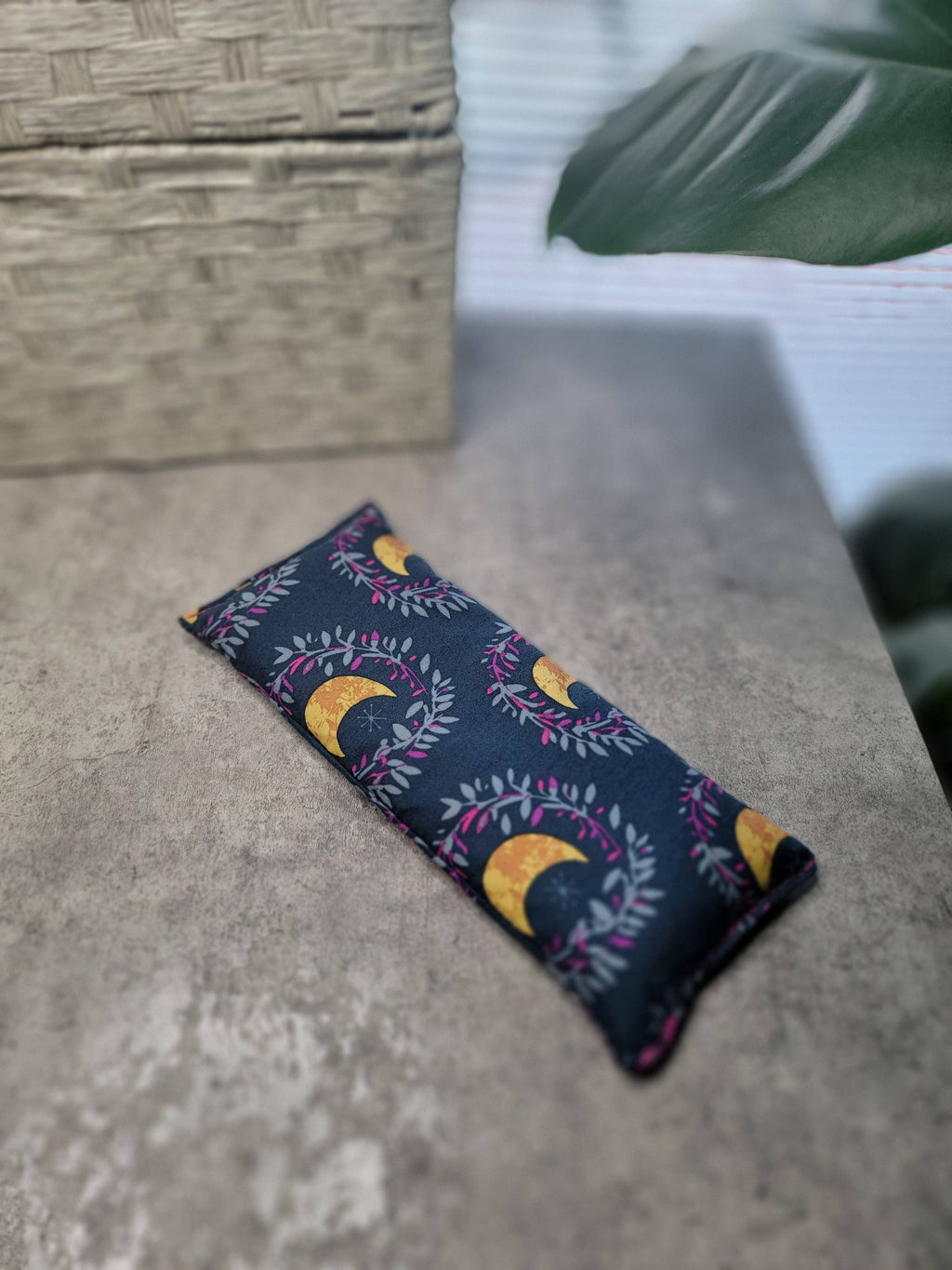 Aromatherapy Hot/Cold Weighted Eye Pillow - Moon and Sky fab